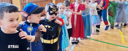 KARNAWAŁ PEŁEN POZYTYWNEJ ENERGII W PRZEDSZKOLU